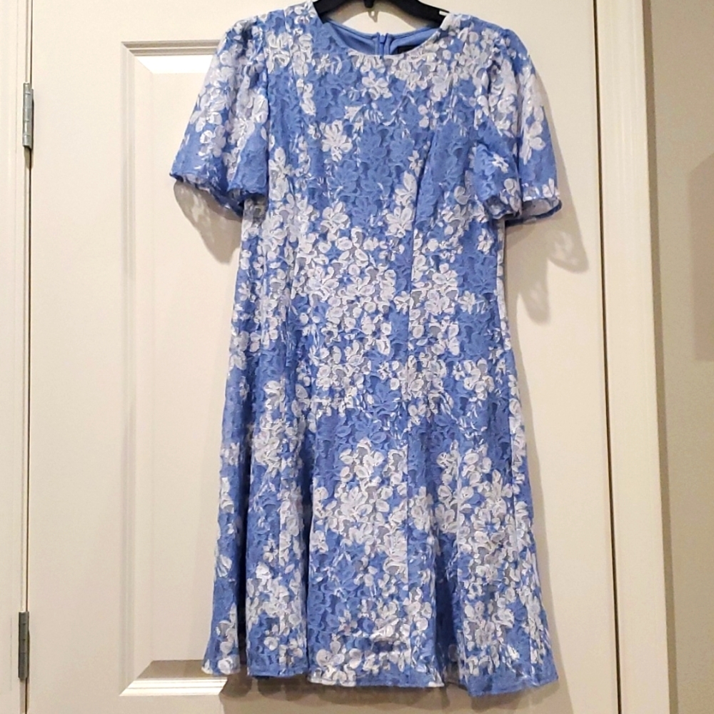 Jessica Howard lace dress